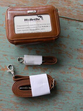 NEW Walletbe LEATHER Crossbody Wallet Mini Purse TAN BROWN Wristlet Strap ID